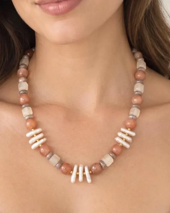 Peach Moonstone & Freshwater Pearl Beaded Necklace - The Soleil